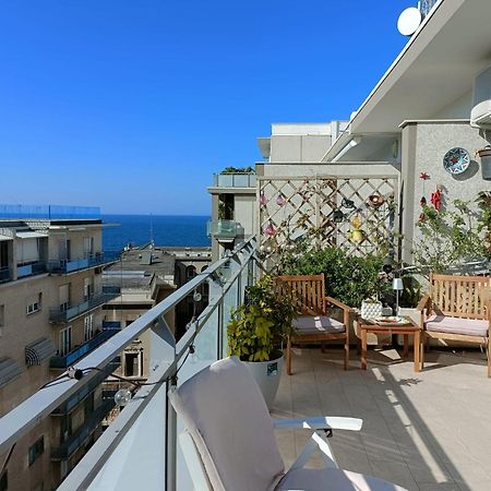 Appartamento La Dimora Vista Mare Bari Esterno foto